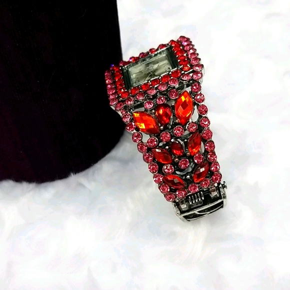 Figaro Couture Red Rhinestone Hinged Bangle Bracelet Watch - Picture 5 of 10